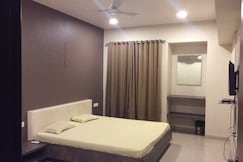 Hotel Karnawat Avenue Jaora, Mandsaur