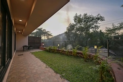 Stayfolio Aura Hill View Villa, Lonavala
