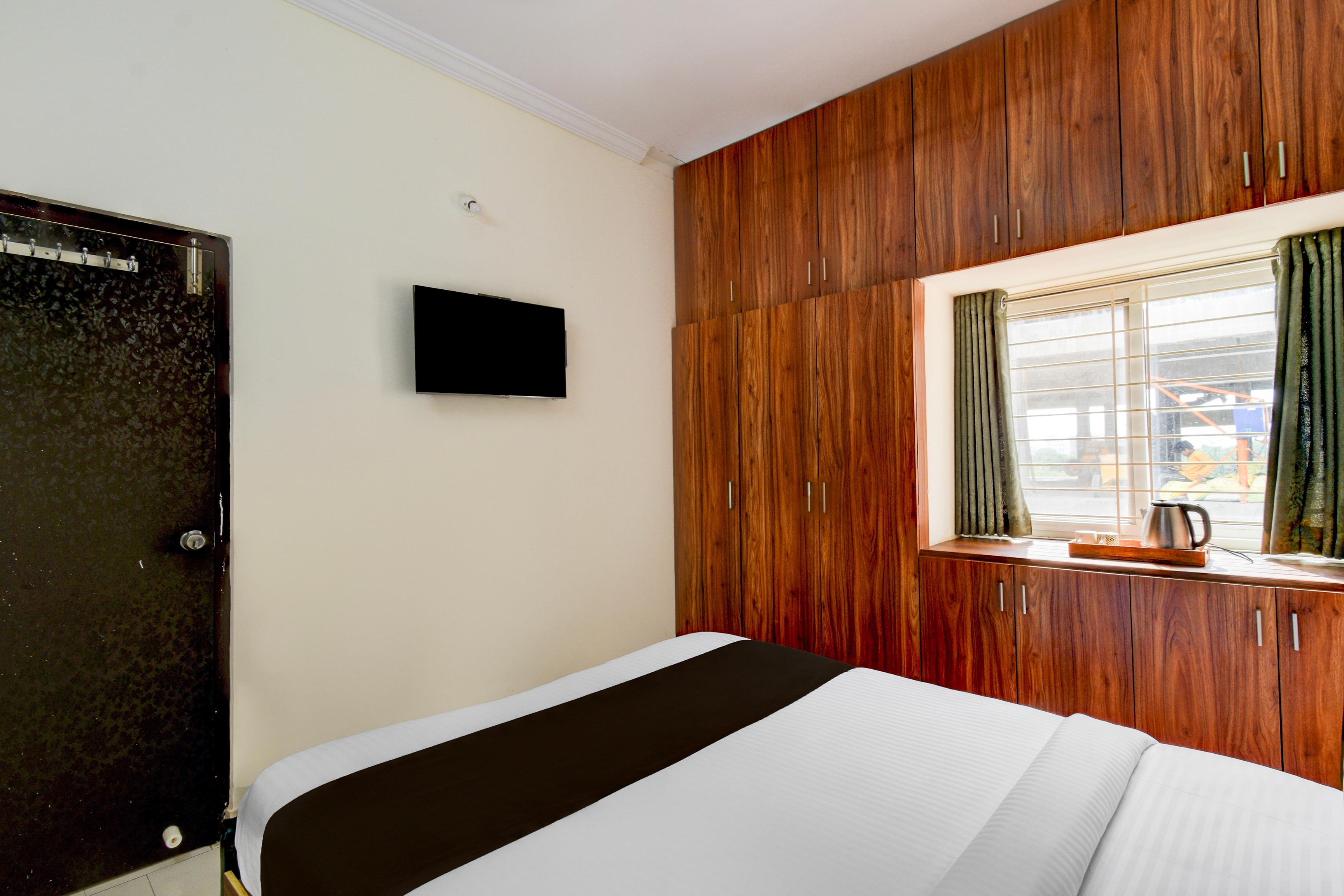 Super Hotel O Shamshabad Airport Complex Formerly Urban Sleep - Tap to explore photos