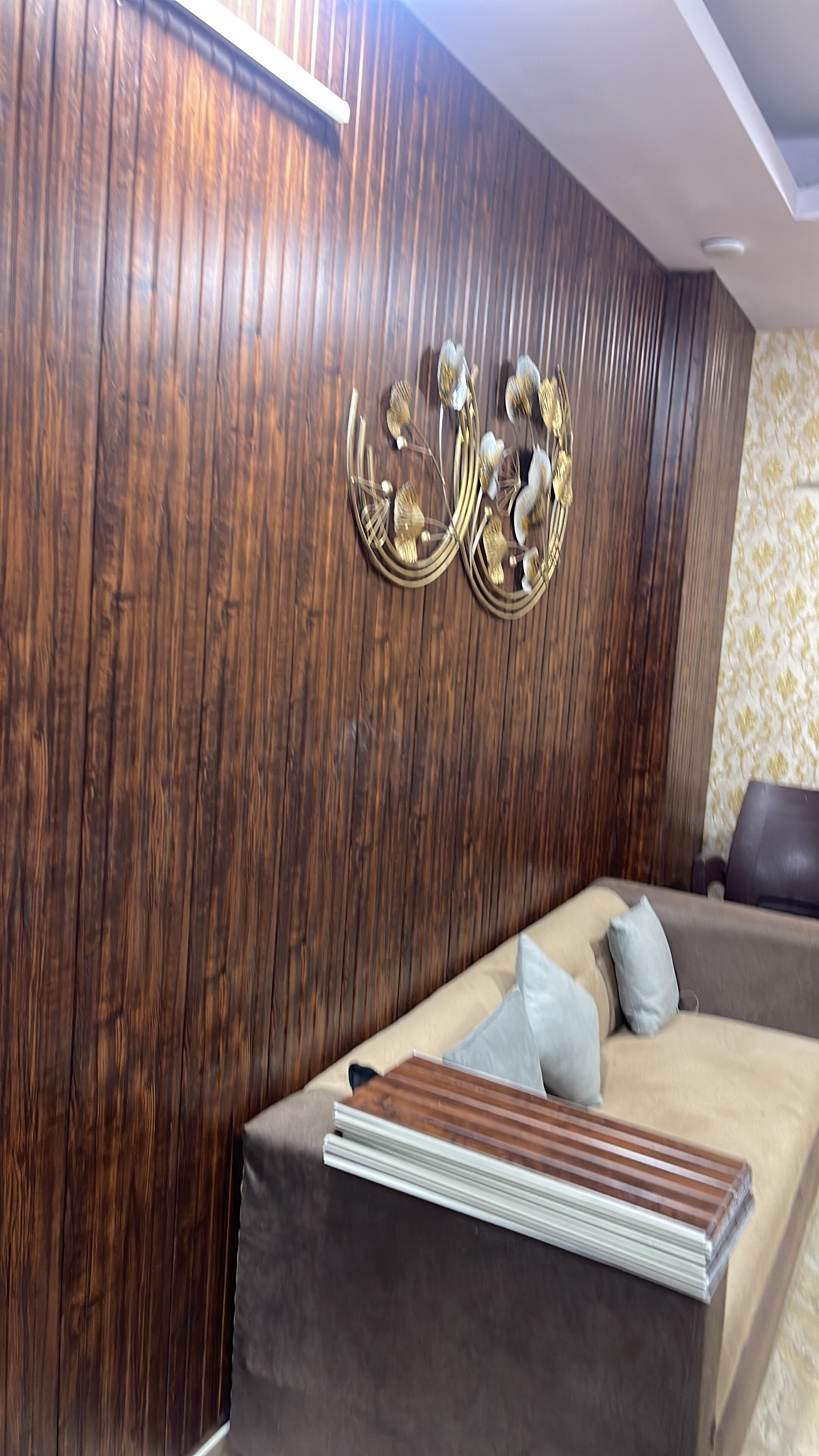 Spacious 3BR Serviced Apartment  near Pacific Mall - Tap to explore photos