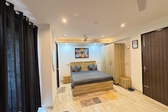 Studio sec 42 Golf course road Gurgaon, Gurgaon