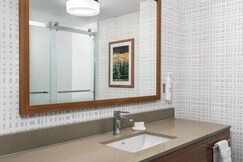 Hampton Inn by Hilton South Plainfield-Piscataway, Middlesex, New Jersey
