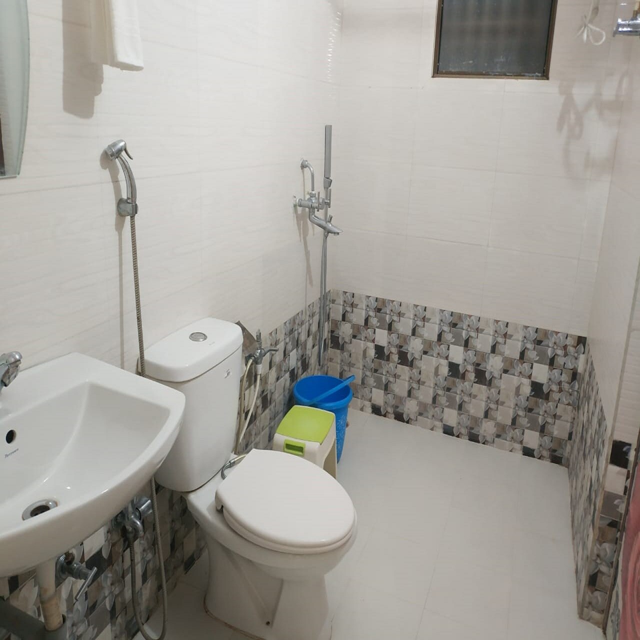 HOTEL SHEETAL INTERNATIONAL - Tap to explore photos