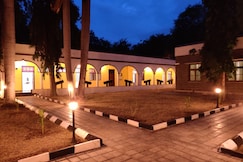 KSTDC Hotel Mayura Adilshahi Bijapur, Vijayapura