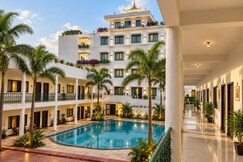 Mahamaya Palace Hotel & Conference Center, Bodhgaya