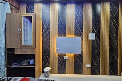 M/S NAHAMI HOME STAY, Srinagar