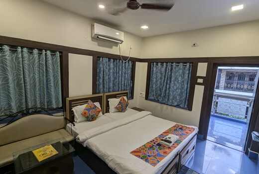 Cozy Nest in Salt Lake Sector 2