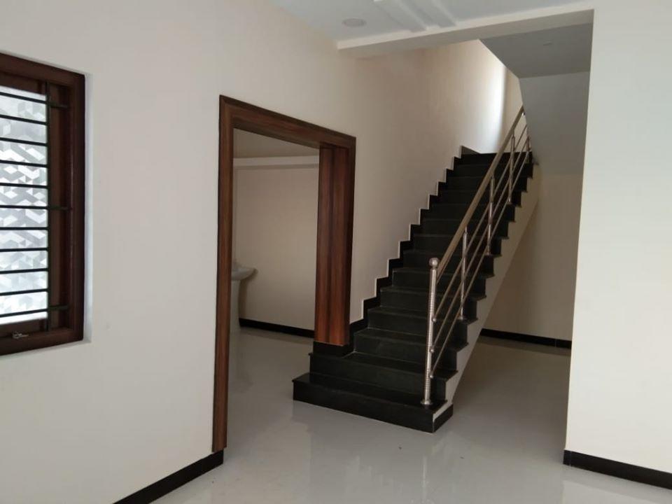 Beautiful Villa in Yelahanka - Tap to explore photos