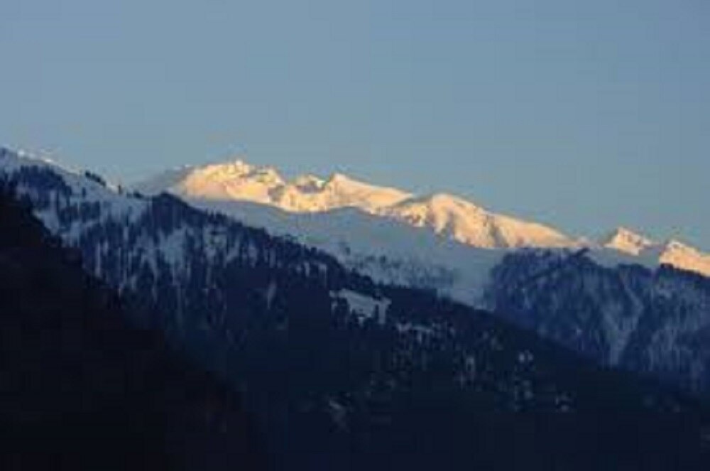 KufriHoliday Homestay - Tap to explore photos