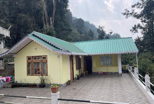Nayuma Homestay
