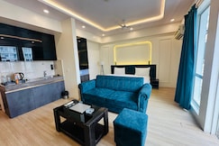 Holiday Dream Rooms, Lucknow