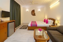 Hotel Pablas International (Near Metro), Delhi