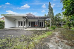 Hotel O Bungalow Homestay, Bogor