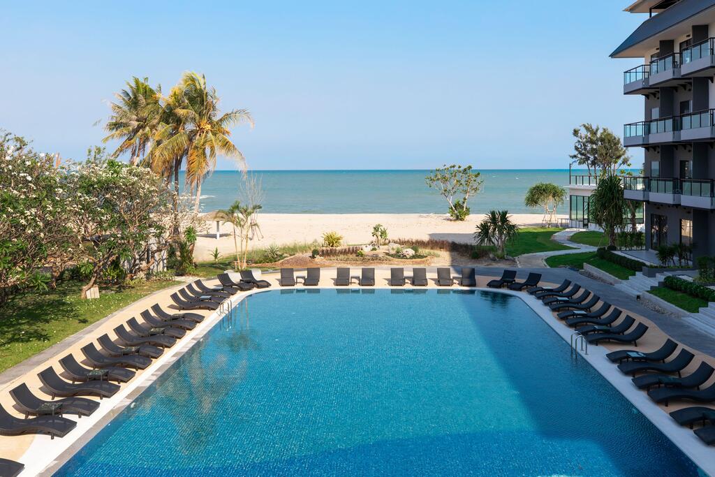 Centara Life Cha-Am Beach Resort Hua Hin - Tap to explore photos