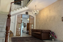 Parkside bungalow, Hyderabad