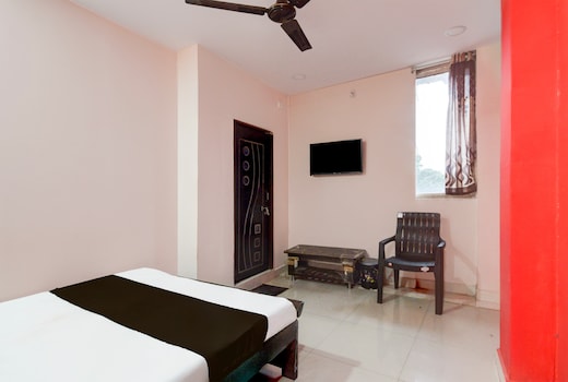 Hotel O AVR GRAND