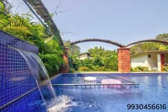 4BHK pool Villa withJacuzzi  5 mins Anjuna Beach, Goa