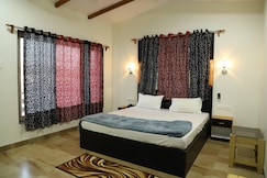 M B EAGLE MOUNTAIN HOME STAY, Chandrapur