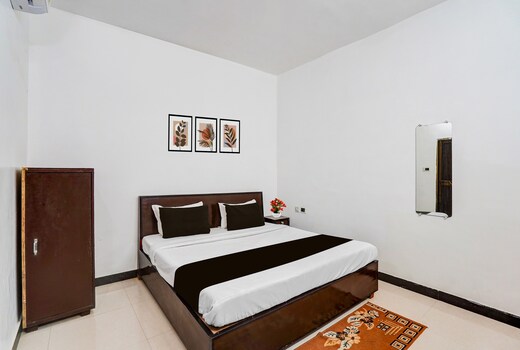 Hotel O Ayodhya Dham Bus Terminal Formerly Om Palace