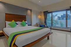 Treebo Regency - Bund Garden, Dhole Patil Road, Pune