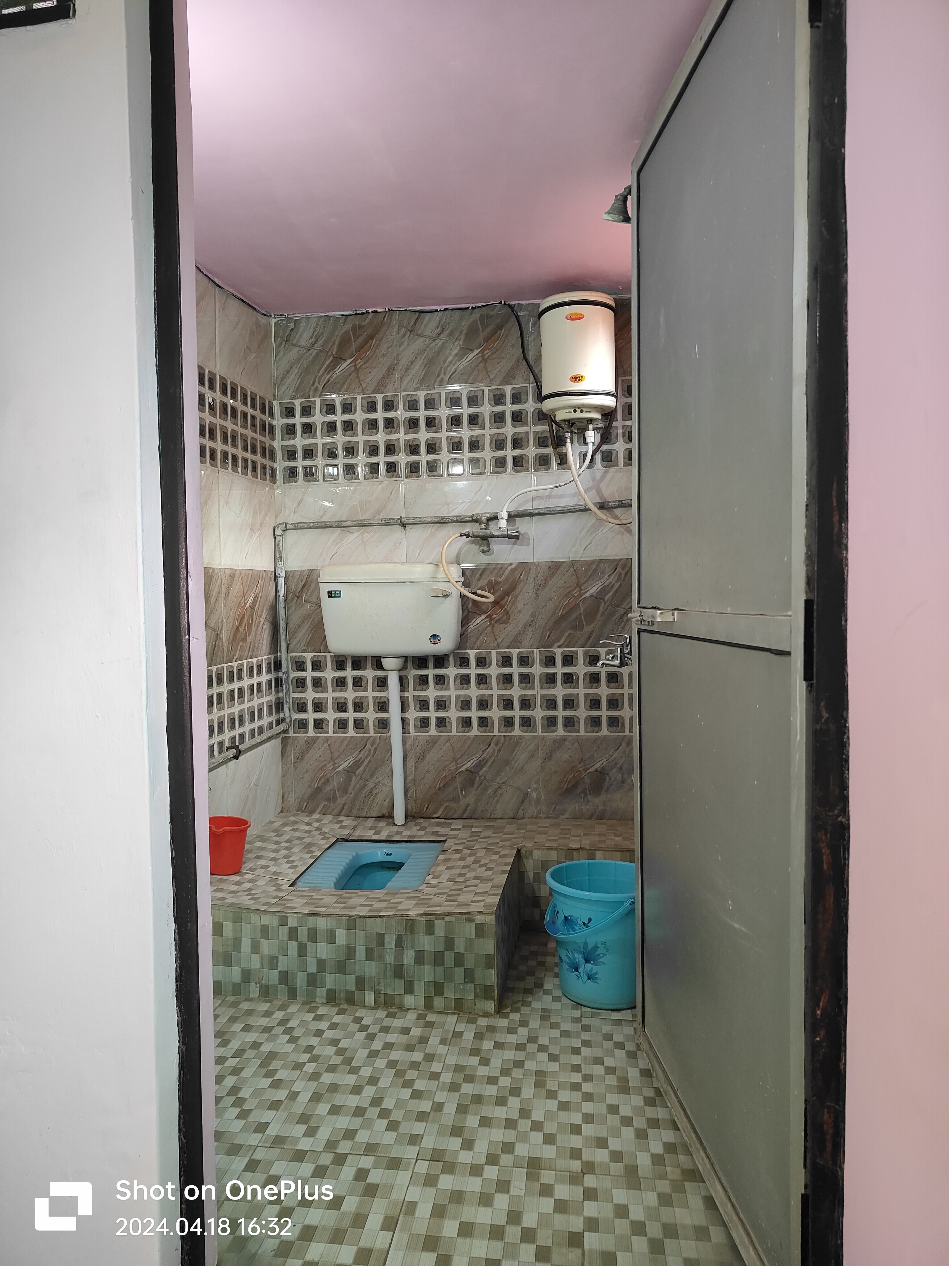 SAkET SHOBHA HOME STAY - Tap to explore photos