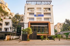 FabHotel Vardhan Plaza, Pune