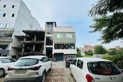 Hotel The Prince, Bodhgaya