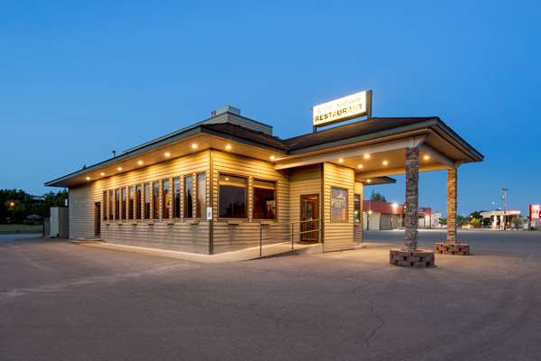 Best Western King Salmon Motel - Tap to explore photos