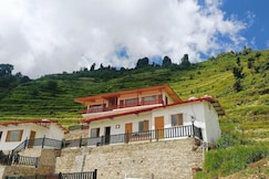 The Vintage Hill Village - Himalayan Boutique Resort, Kanatal