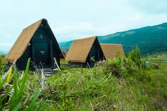 Shining Caves, Mannarkad