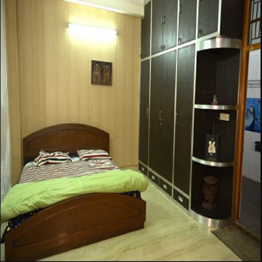 Shri home stay - Tap to explore photos