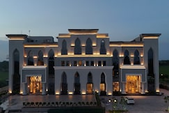 Hotel Grand Sapphire, Bathinda