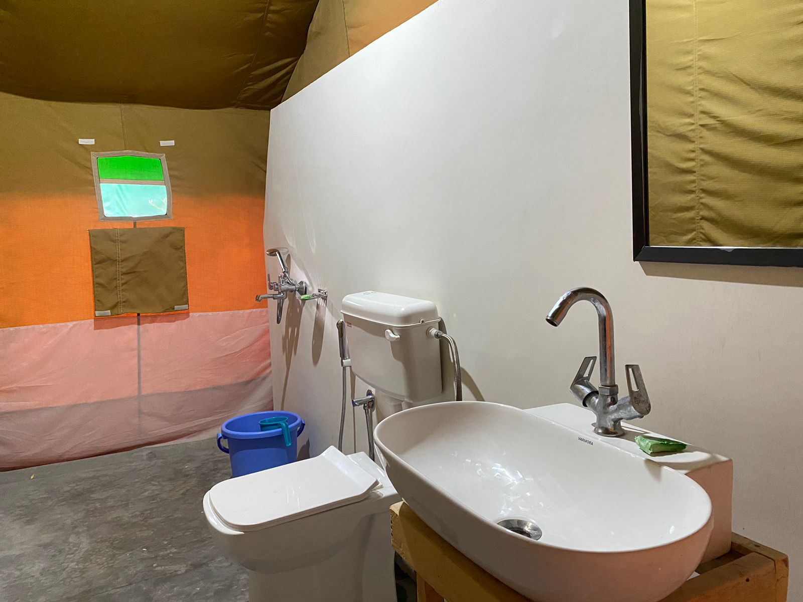 Dune Junction | Cafe and Deluxe Tents - Tap to explore photos