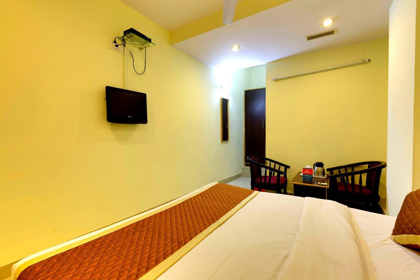 Hotel Ananta Inn - Tap to explore photos
