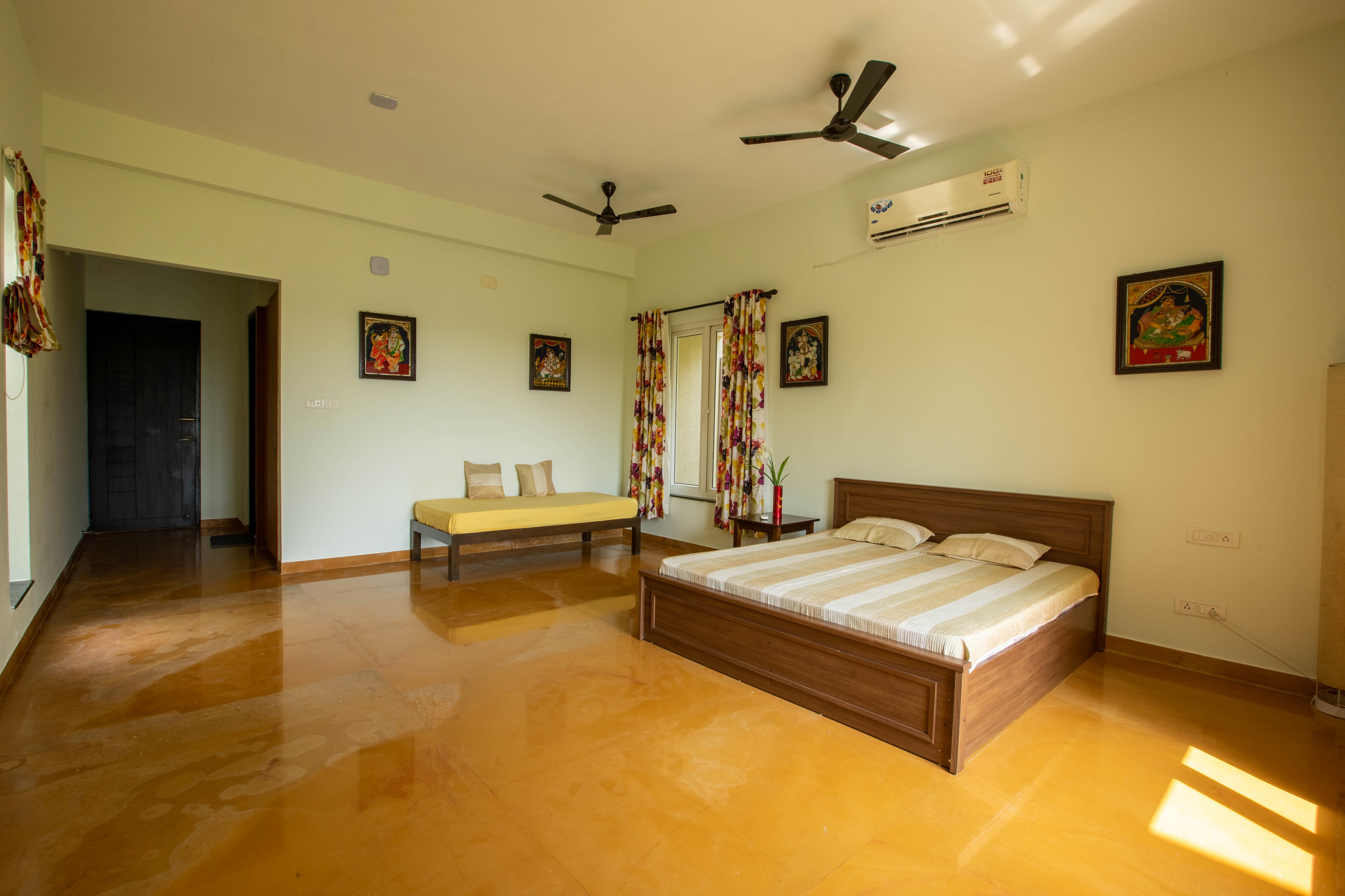 Calm Waters Beach House Near Mahabalipuram - Tap to explore photos