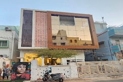 Triveni International, Varanasi