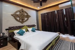 High sky in  Stay once carry memories for forever, Greater Noida