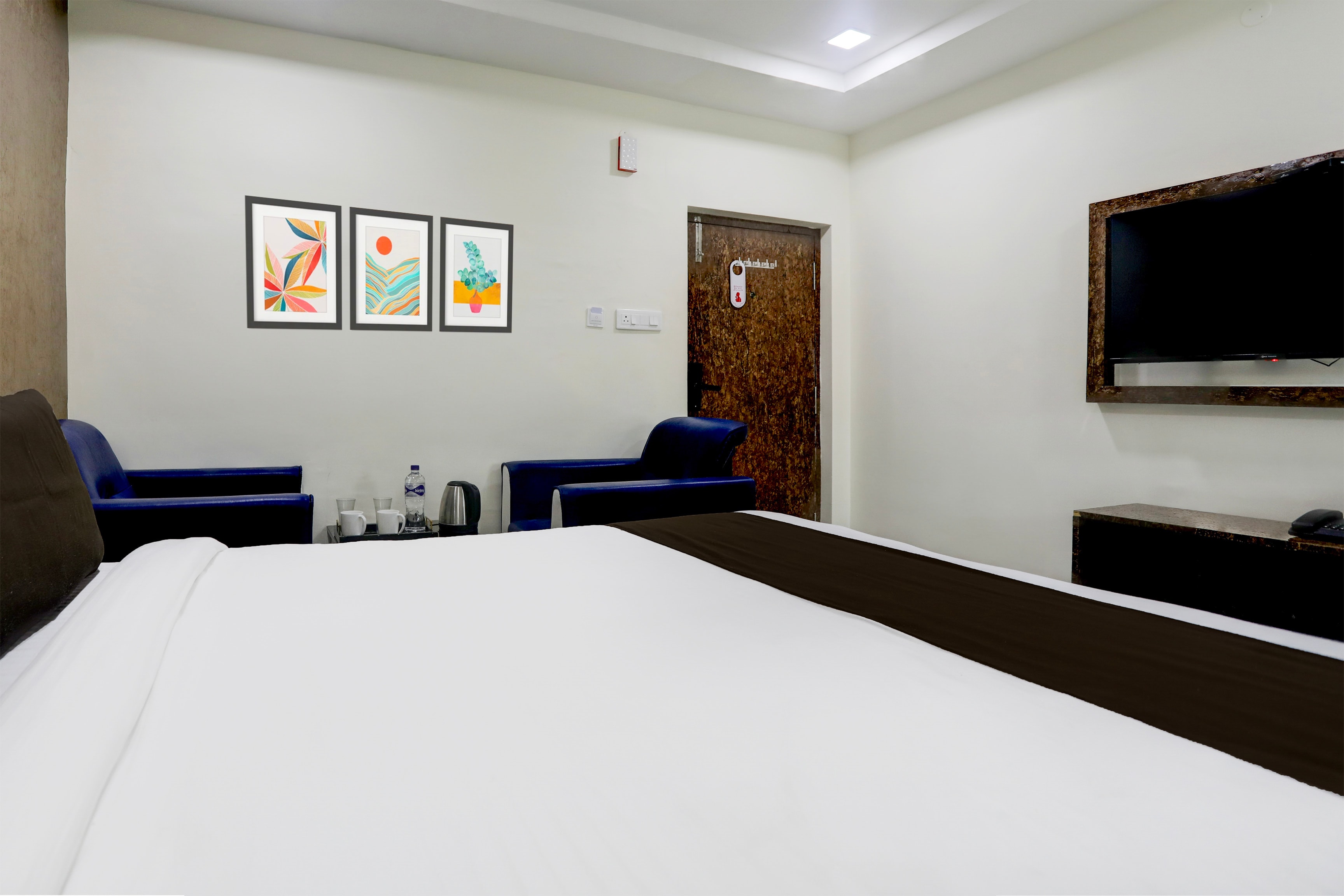 Super Townhouse Khammam formerly Bluemoon - Tap to explore photos