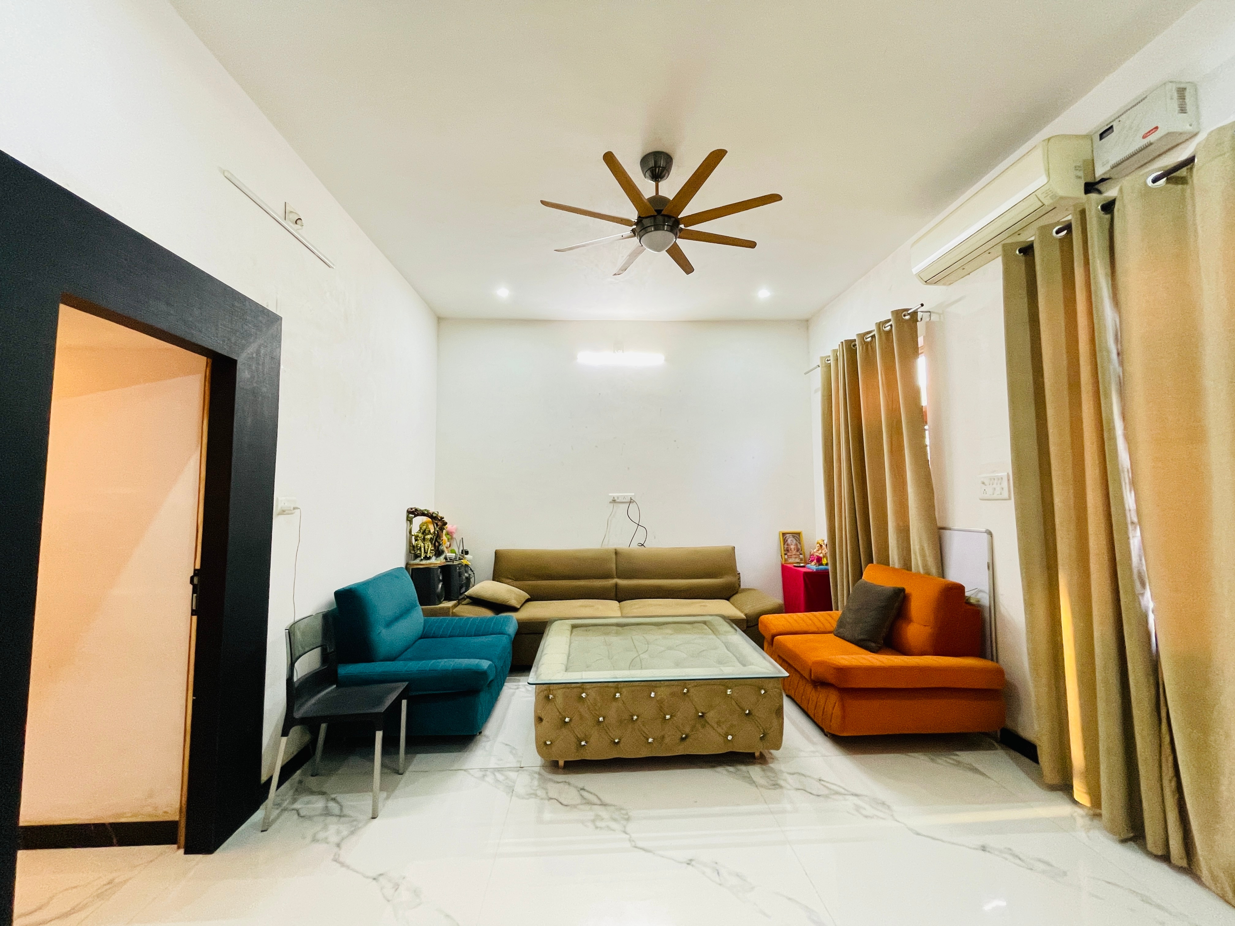 Jayas Homestay - Tap to explore photos