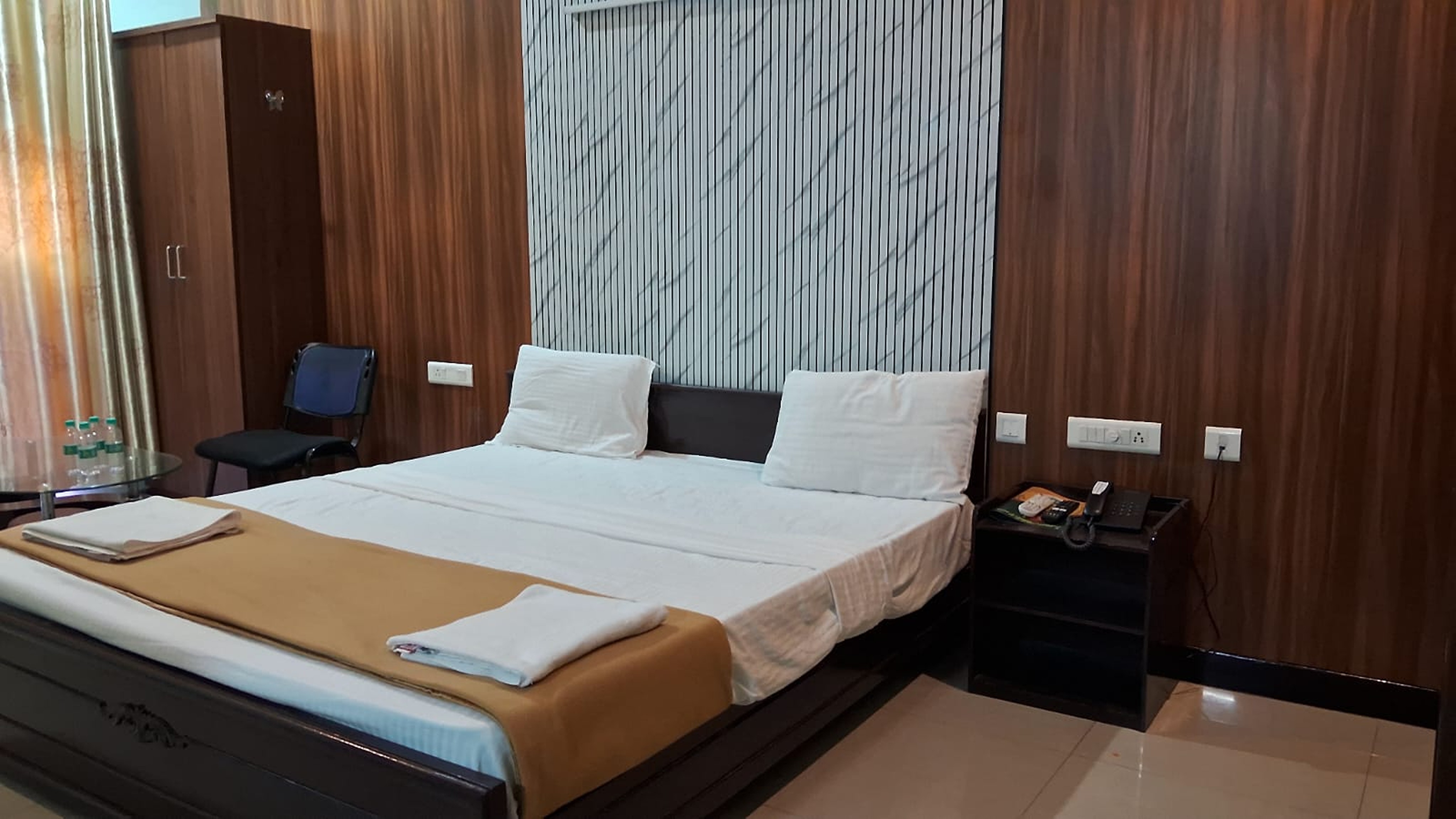 Hotel Coastal Ressidency - Tap to explore photos