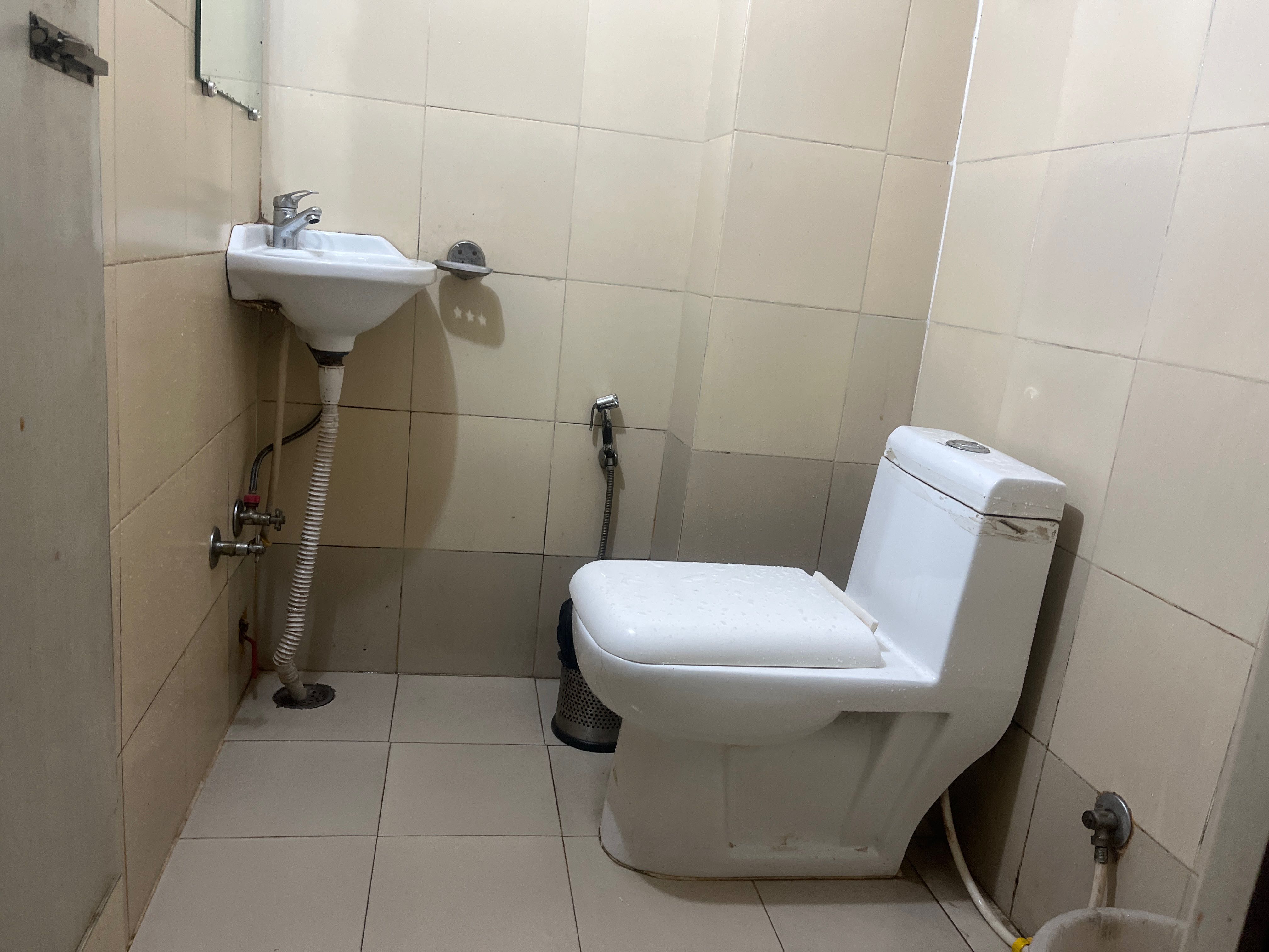 Hotel O Classic Home Stay - Tap to explore photos