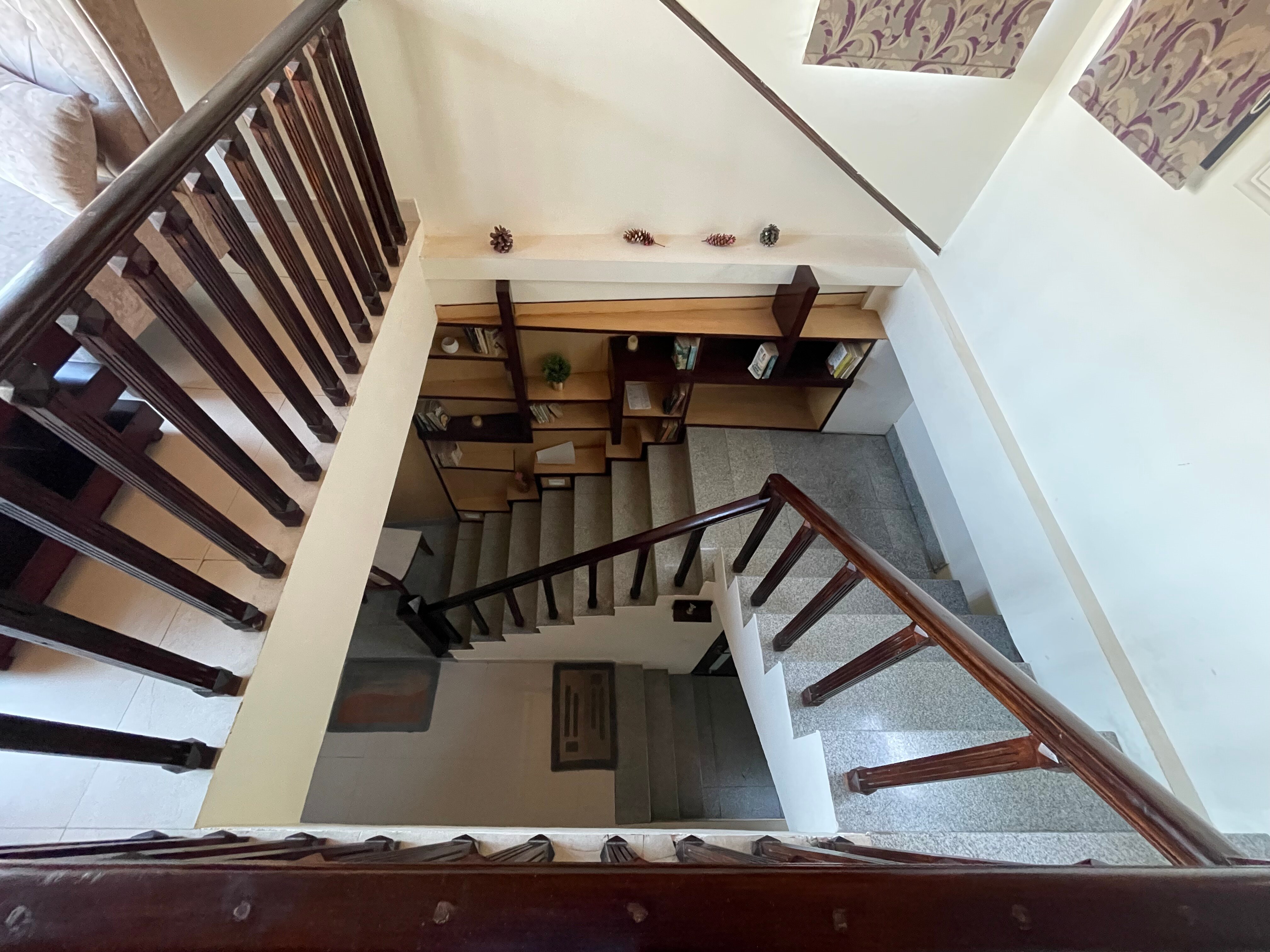 Sun Breeze | Entire 4 BHK Villa - Tap to explore photos