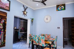 Om Paramhans Luxury Home Stay First floor, Varanasi