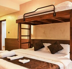 Luxury Family Cottage