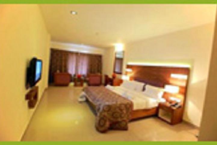 Hotel Elegance Perumbavur - Tap to explore photos