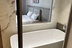Breeze Suites by Jumbo Holidayz, Mahabaleshwar