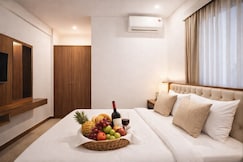 Oak Suites Mylasandra Near Global Village Bangalore, Bangalore