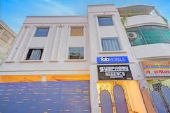 FabHotel Symphony Regency, Varanasi