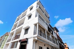 Collection O Santragachi Railway Junction Kolkata Formerly DK Plaza, Howrah