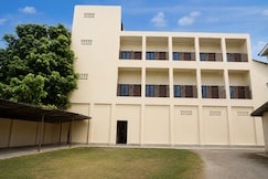 Hotel O near Universitas Sumatera Utara formerly Golden Cempaka Guest House, Pematangsiantar